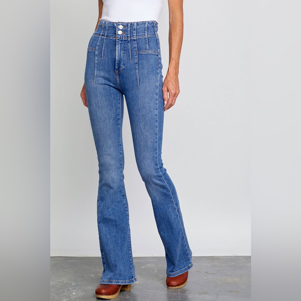 Free People We The Free Jayde Flare Jeans Size 29 Sunburst Blue